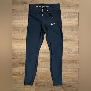 Nike Women’s 3/4 length Running Legging
